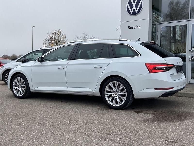 Gebraucht Skoda Superb Style 200 PS (147 kW) 2022 Weiß Kombi