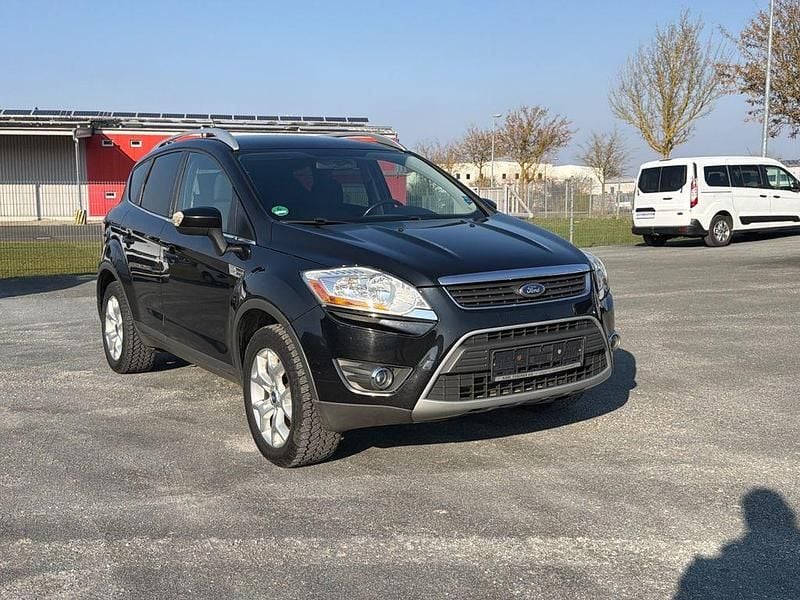 Gebraucht Ford Kuga Champions Edition 140 PS (102 kW) 2012 Schwarz SUV