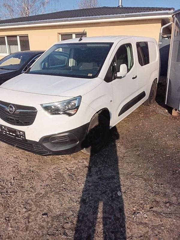 Gebraucht Opel Combo 102 PS (75 kW) 2021 Weiß Van / Kleinbus