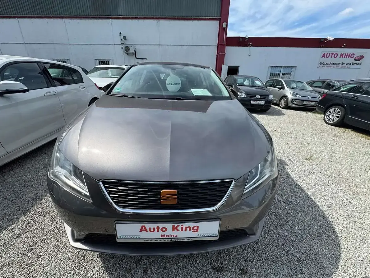 Gebraucht Seat Leon Style 110 PS (80 kW) 2015 "technic" grau Kleinwagen