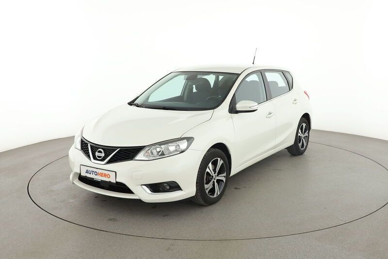 Weiß Gebraucht 2017 Nissan Pulsar Acenta Limousine | 11.500 € (Etwas zu teuer) - Bild 1/4