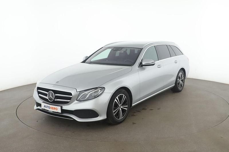 Grau Gebraucht 2020 Mercedes E220 Avantgarde Kombi | 27.000 € (Guter Preis) - Bild 1/3