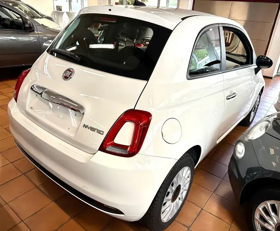Gebraucht Fiat 500 Basis 69 PS (50 kW) 2024 Weiß Kleinwagen