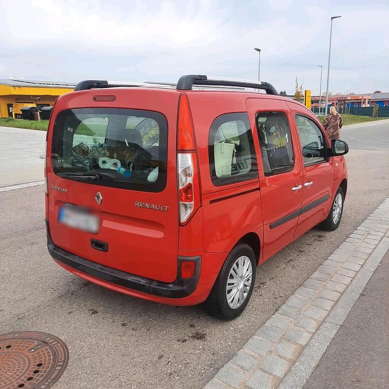 Gebraucht Renault Kangoo 105 PS (77 kW) 2014 Rot Van / Kleinbus