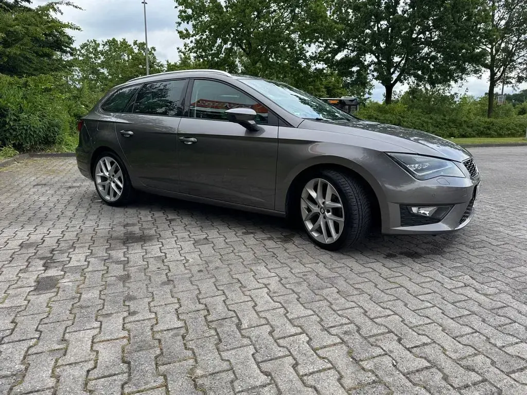 Gebraucht Seat Leon ST FR 150 PS (110 kW) 2016 Grau Kombi