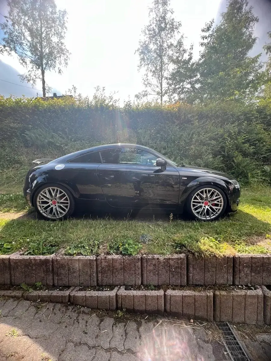 Second-hand Audi TT S-Line 280 CP (205 kW) 2007 Negru Coupe