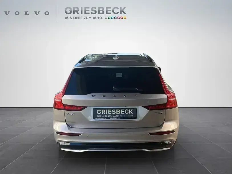 Gebraucht Volvo V60 Ultra 455 PS (334 kW) 2024 Grau Kombi
