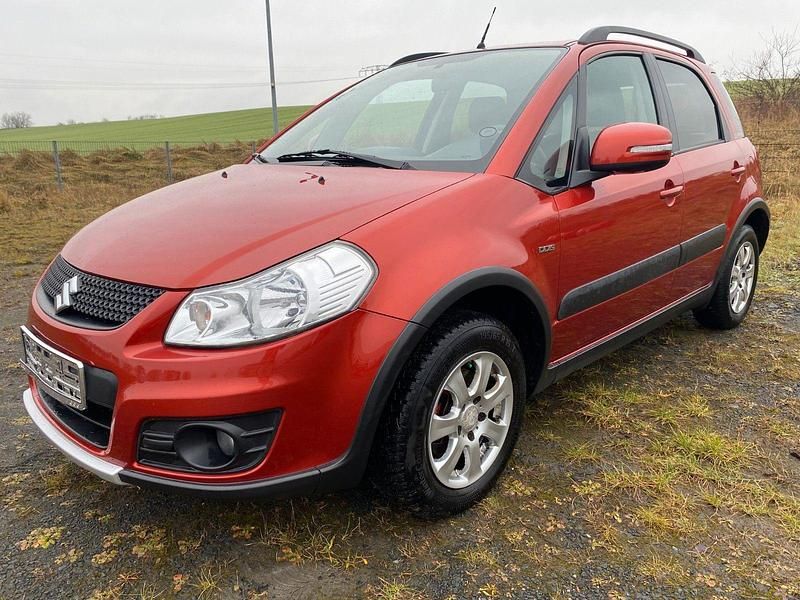 Gebraucht Suzuki SX4 Style 135 PS (99 kW) 2011 Orange Kleinwagen