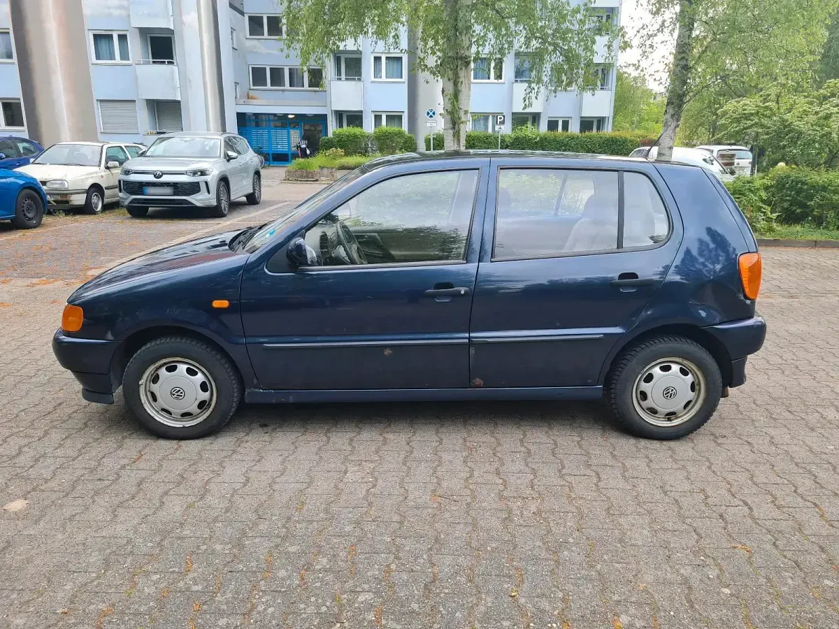 Usata VW Polo 60 CV (44 kW) 1997 Blu Utilitaria