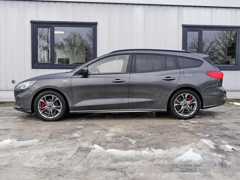 Gebraucht Ford Focus ST-Line 125 PS (91 kW) 2021 Grau Kombi