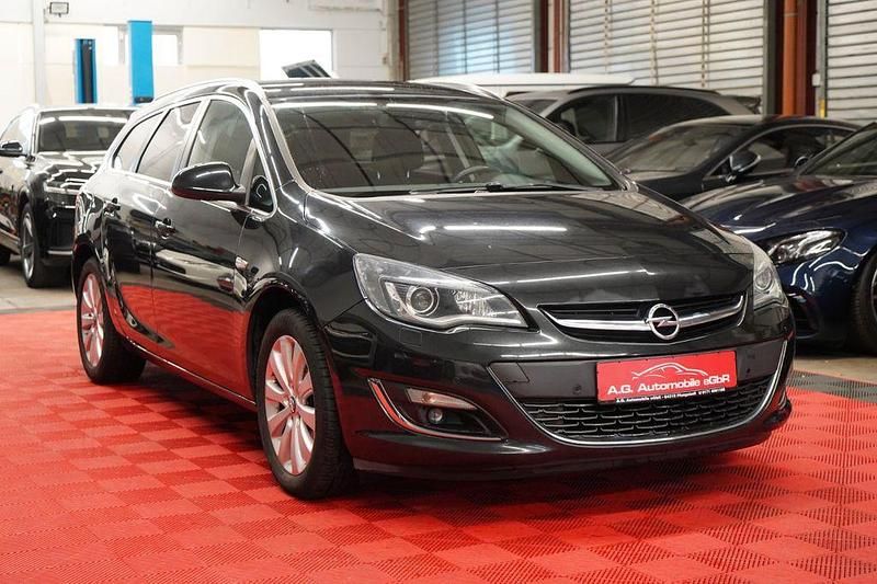 Gebraucht Opel Astra Exklusiv 165 PS (121 kW) 2015 Schwarz Kombi