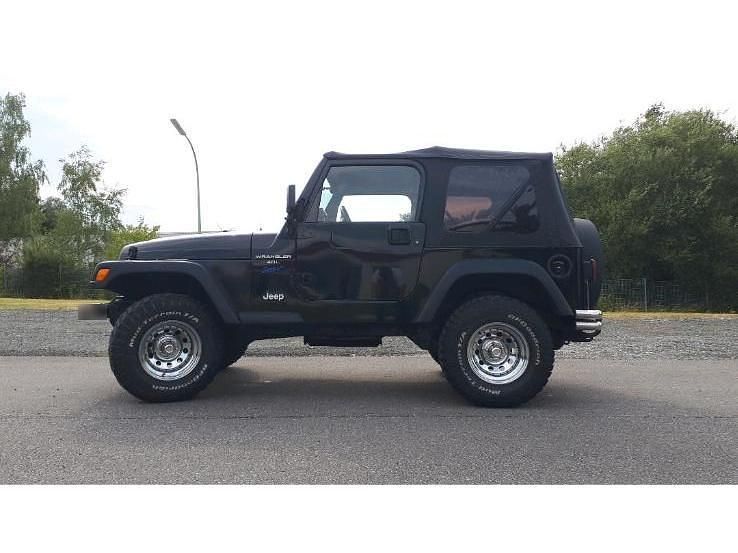 Gebraucht Jeep Wrangler 177 PS (130 kW) 1997 Schwarz SUV