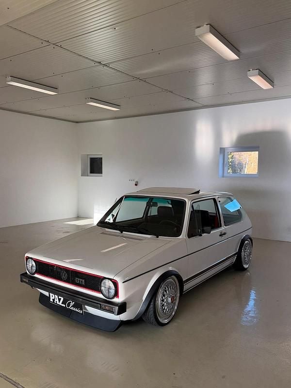 Weiß Gebraucht 1978 VW Golf I GTI Kleinwagen | 27.900 € - Bild 1/4