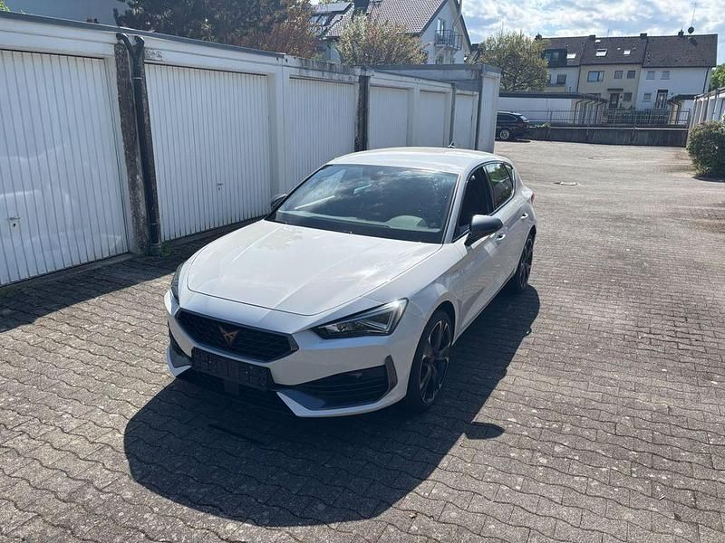 Usata Cupra Leon 245 CV (180 kW) 2021 Bianco Berlina