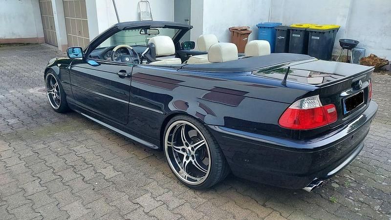 Gebraucht BMW 330 Shadowline 231 PS (169 kW) 2004 Schwarz Cabrio