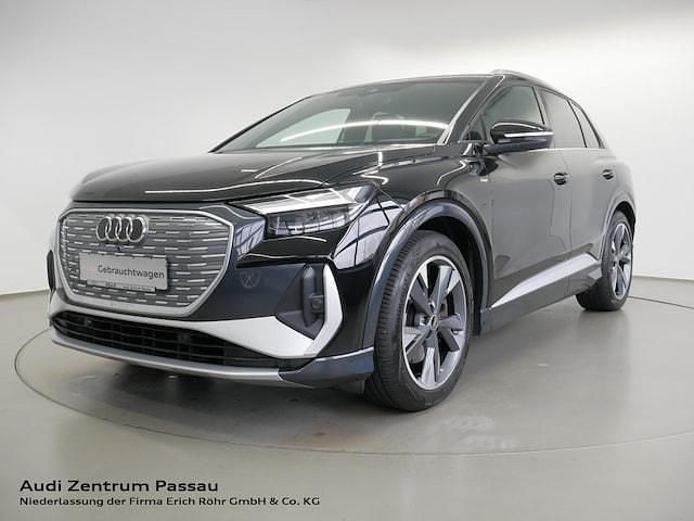 Mythosschwarz metallic Gebraucht 2022 Audi Q4 e-tron Ambiente SUV | 31.385 € (Guter Preis) - Bild 1/4