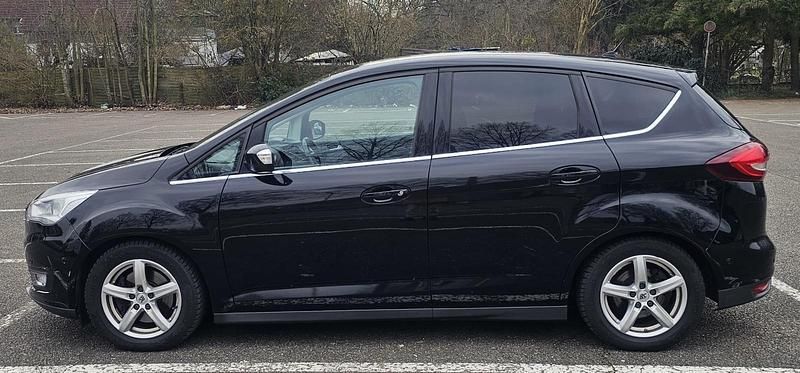 Gebraucht 2015 Ford C-MAX Titanium Van / Kleinbus | 7.200 € (Etwas zu teuer) - Bild 1/4