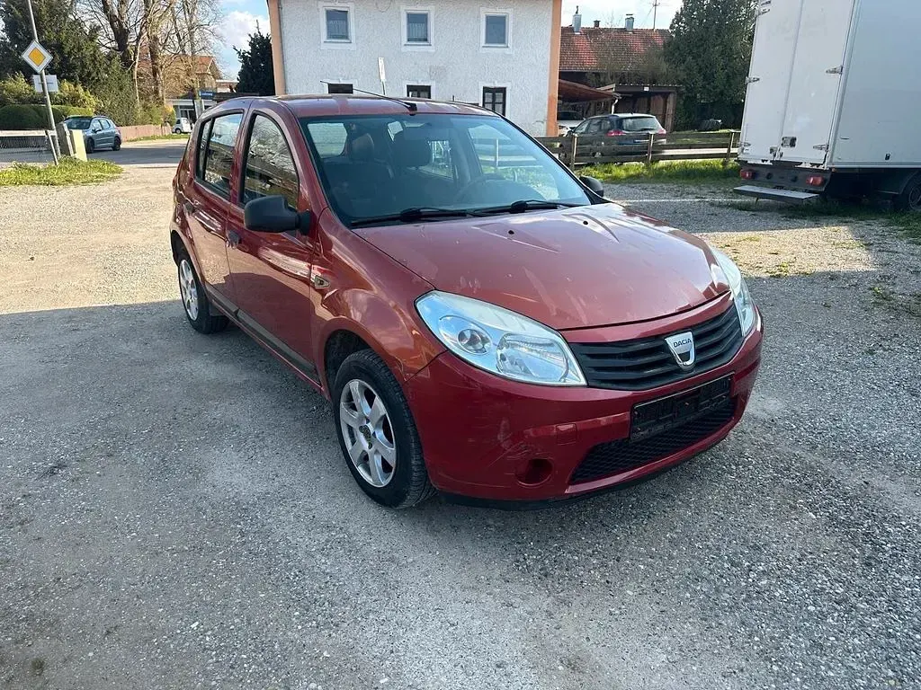 Gebraucht Dacia Sandero 75 PS (55 kW) 2009 Rot Limousine