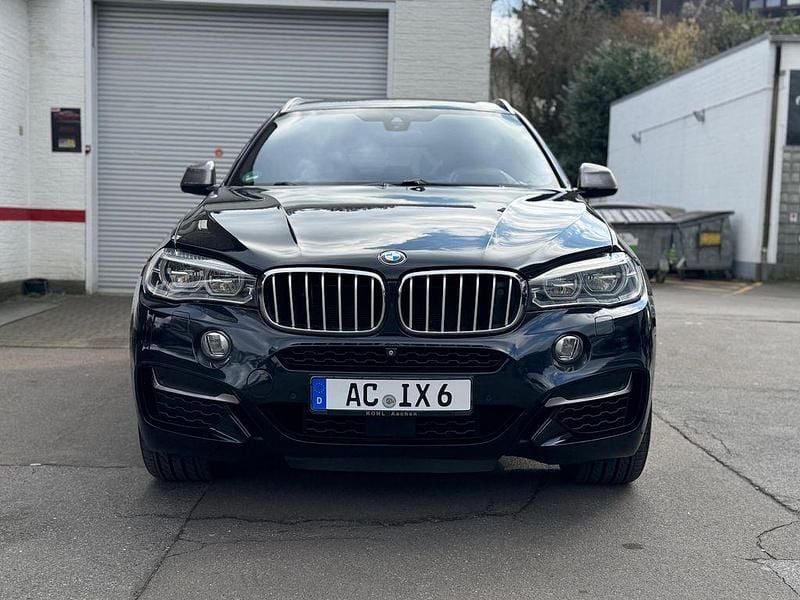 Schwarz Gebraucht 2015 BMW X6 M50 Shadowline SUV | 29.500 € - Bild 1/4