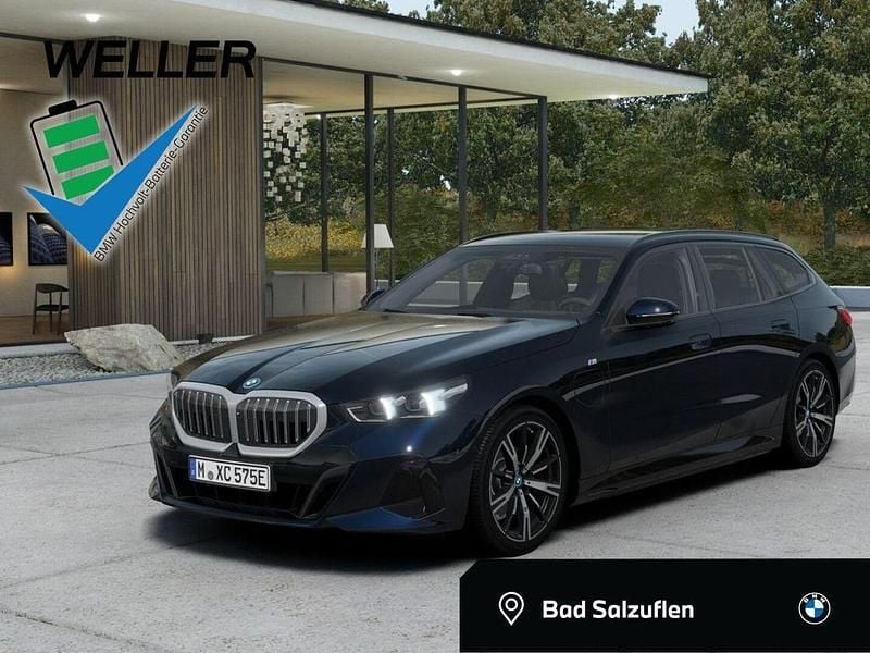 Gebraucht BMW 530e M Sport 299 PS (219 kW) 2024 Carbonschwarz (schwarz) Kombi