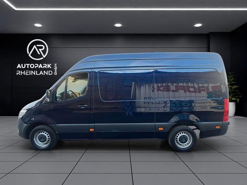 Blau Gebraucht 2020 Mercedes Sprinter Van | 32.950 € (Guter Preis) - Bild 1/4