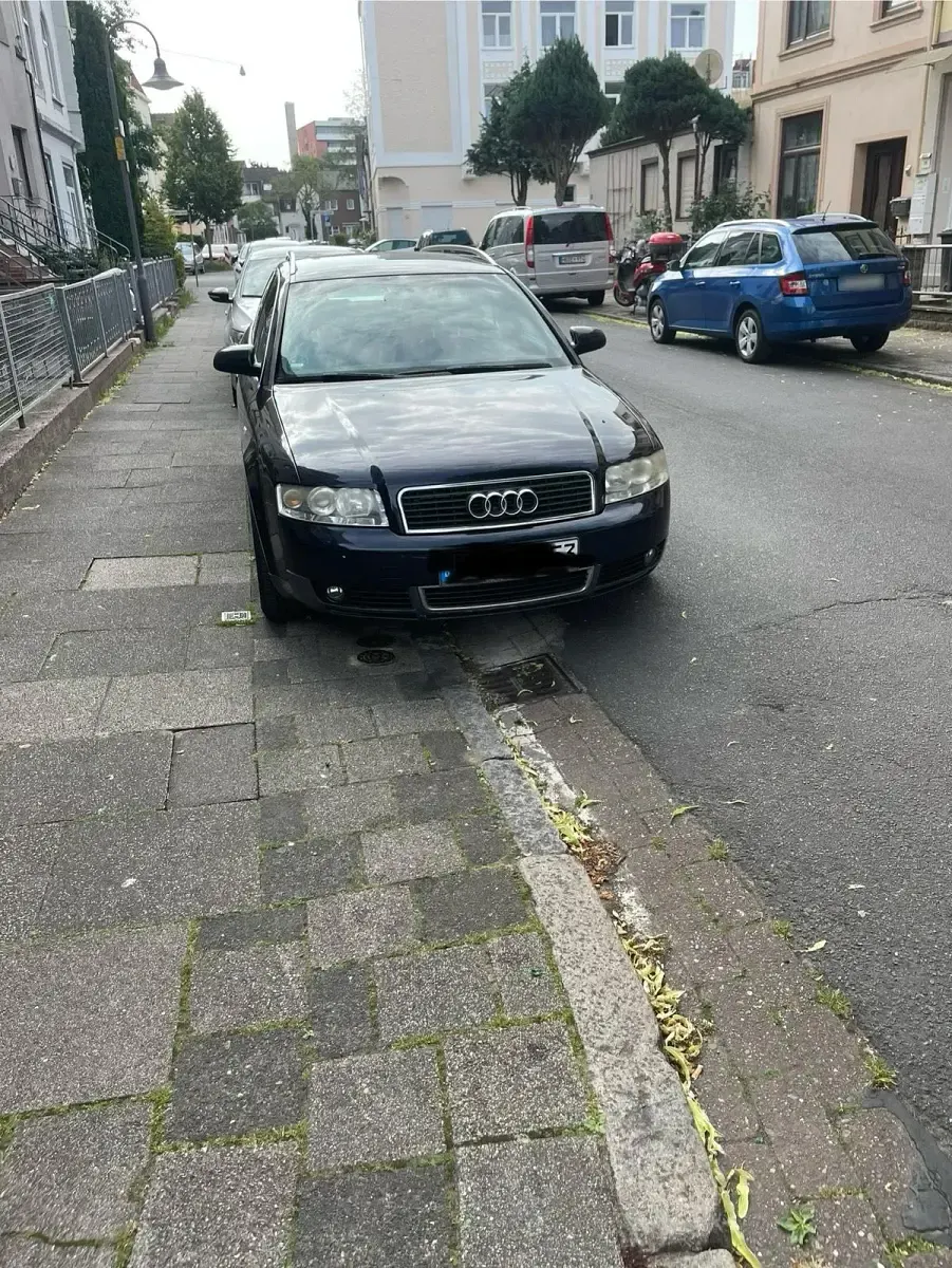 Gebraucht Audi A4 177 PS (130 kW) 2002 Blau Kombi
