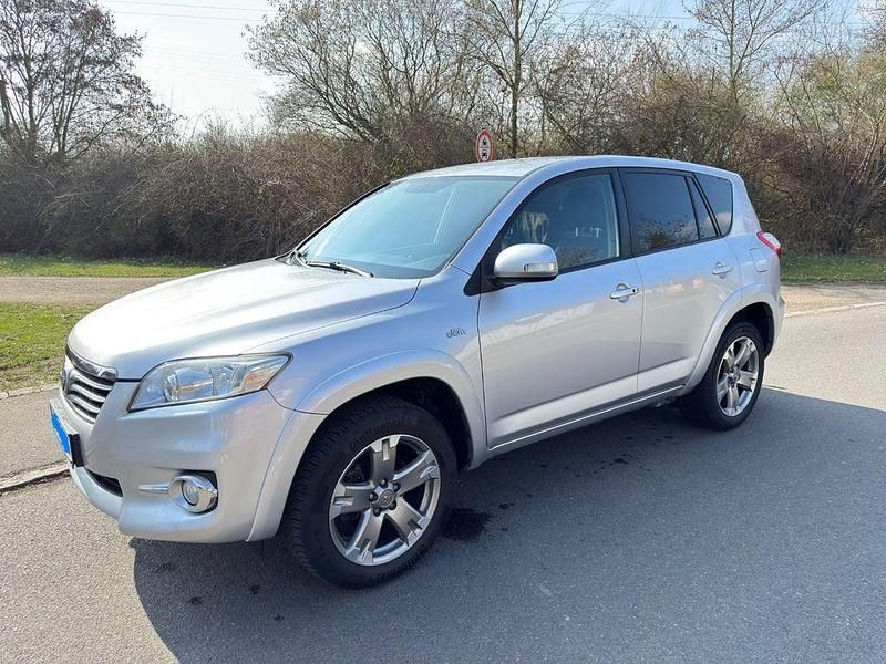 Gebraucht Toyota RAV4 Executive 150 PS (110 kW) 2011 Silber SUV