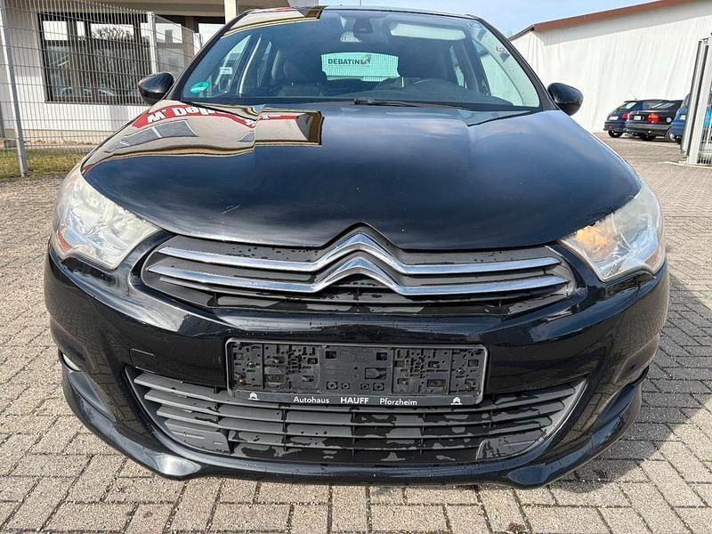Gebraucht Citroën C4 Tendance 120 PS (88 kW) 2012 Schwarz Limousine