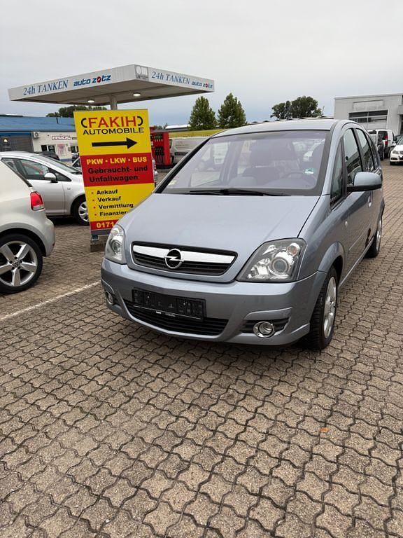 Silber Gebraucht 2009 Opel Meriva Innovation Van / Kleinbus | 5.490 € (Etwas zu teuer) - Bild 1/4
