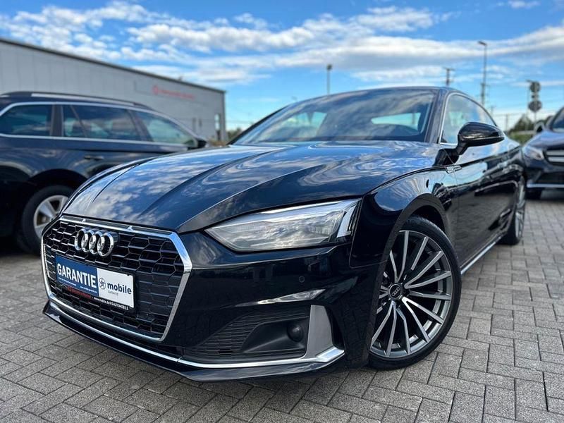 Brillantschwarz Gebraucht 2022 Audi A5 Advanced Plus Coupé | 25.450 € (Fairer Preis) - Bild 1/4