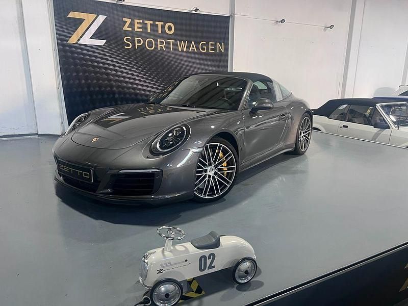 Grau Gebraucht 2018 Porsche 911 Targa 4S Cabrio | 121.200 € - Bild 1/4