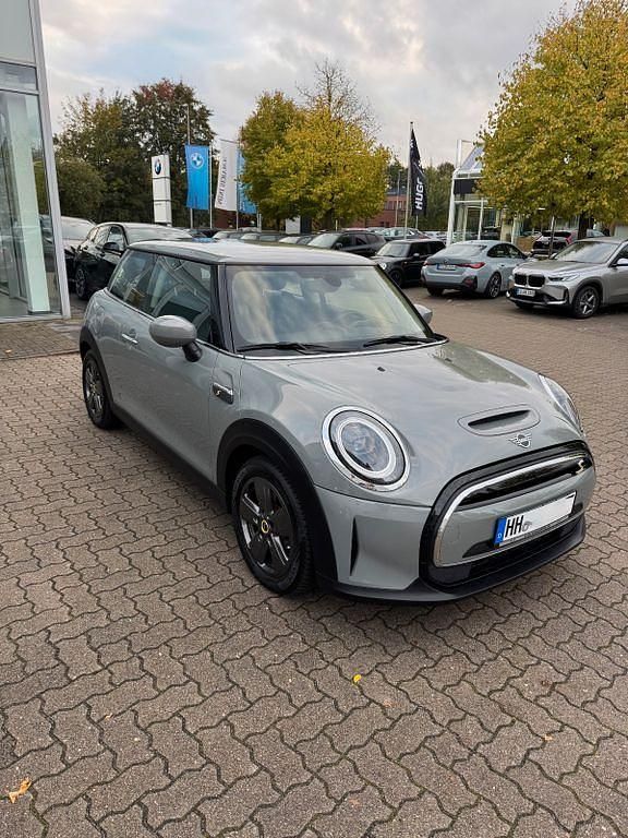 Gebraucht Mini Cooper SE Essential 135 kW (184 PS) 2022 Grau Kleinwagen