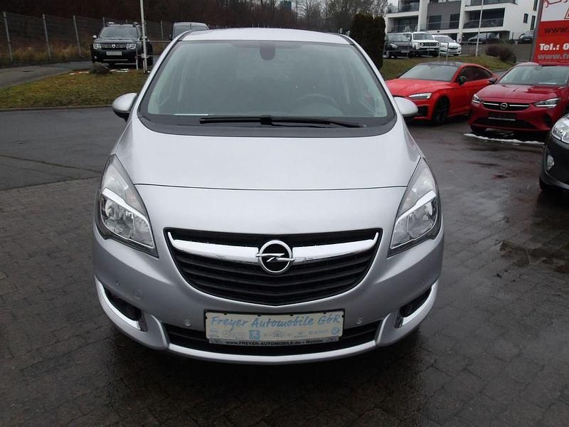 Second-hand Opel Meriva Active 140 CP (102 kW) 2017 Argintiu Monovolum