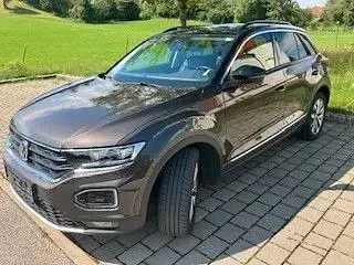 Gebraucht VW T-Roc Style 150 PS (110 kW) 2019 Braun SUV
