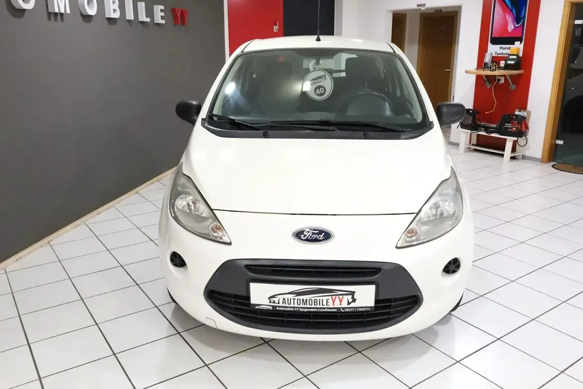 Gebraucht Ford Ka Plus Ambiente 69 PS (50 kW) 2011 Weiß Kleinwagen