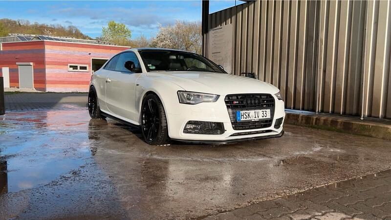 Weiß Gebraucht 2015 Audi S5 Coupé | 26.999 € - Bild 1/4