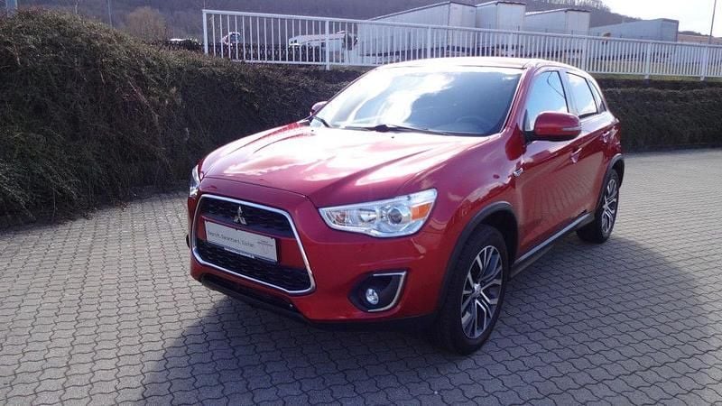 Gebraucht Mitsubishi ASX Plus 114 PS (83 kW) 2017 Karminrot SUV