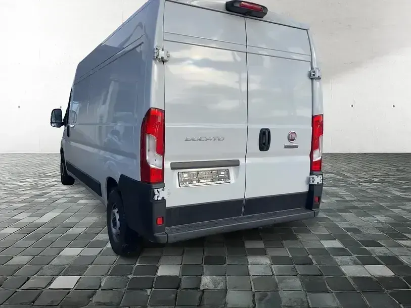 Gebraucht Fiat Ducato 140 PS (102 kW) 2023 Weiß Van