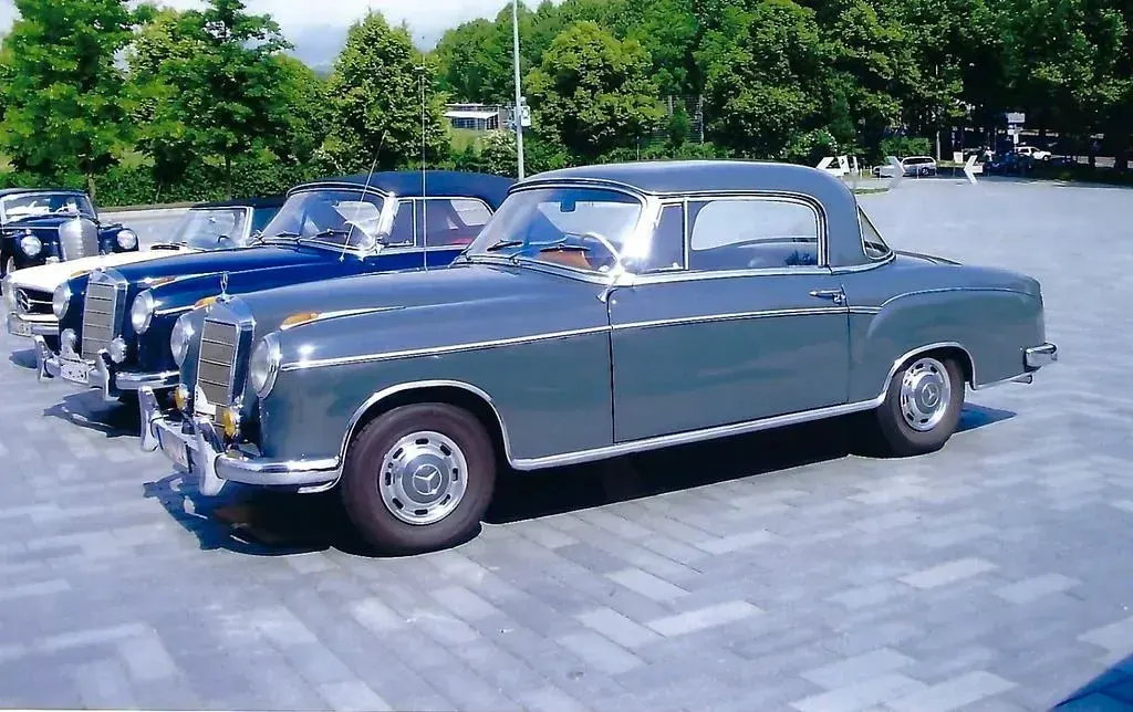Gebraucht Mercedes 220 SE 116 PS (85 kW) 1959 Grau Coupé