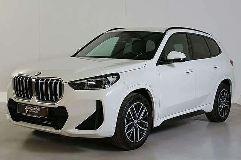 Weiss Gebraucht 2024 BMW X1 M Sport SUV | 48.848 € (Superpreis) - Bild 1/4