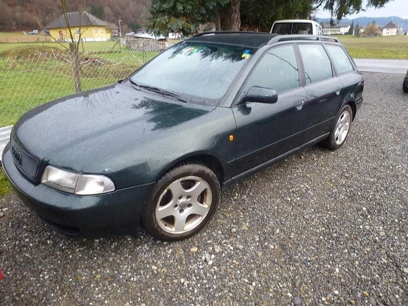 Grün Gebraucht 1998 Audi A4 Kombi | 600 € (Superpreis) - Bild 1/4