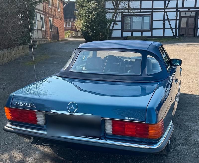 Gebraucht Mercedes 560 231 PS (169 kW) 1987 Blau Cabrio