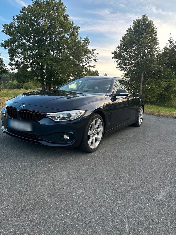 Blau Gebraucht 2016 BMW 420 Gran Coupé Coupé | 14.500 € (Superpreis) - Bild 1/4
