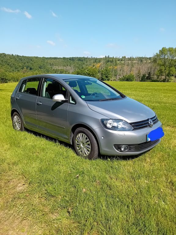 Silber Gebraucht 2011 VW Golf Plus Comfortline Van / Kleinbus | 5.800 € (Fairer Preis) - Bild 1/4