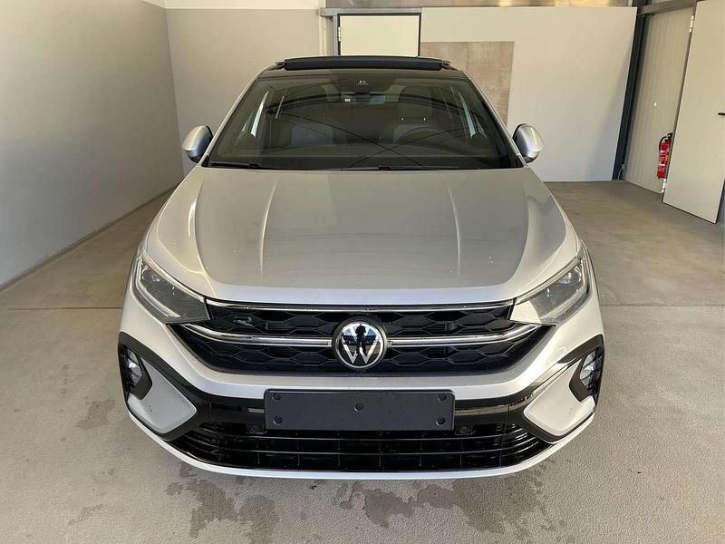 Neu VW Taigo Pro 150 PS (110 kW) 2026 [8e8e] reflexsilber me... SUV