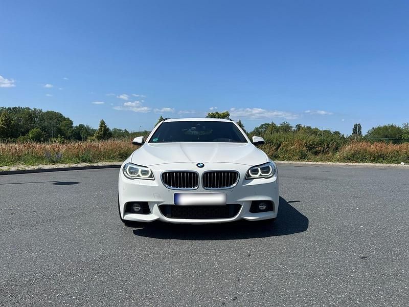 Gebraucht BMW 535 M Sport 313 PS (230 kW) 2017 Weiß Kombi