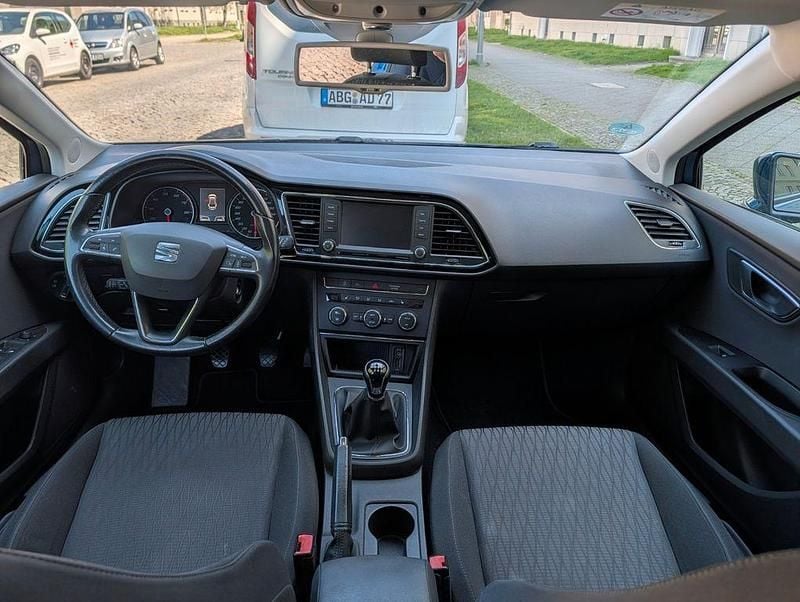 Second-hand Seat Leon ST Style 110 CP (80 kW) 2015 Albastru Break