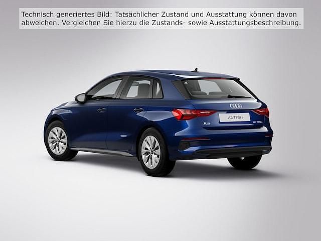Gebraucht Audi A3 Sportback e-tron Ambiente 204 PS (150 kW) 2023 Navarrablau metallic Kleinwagen