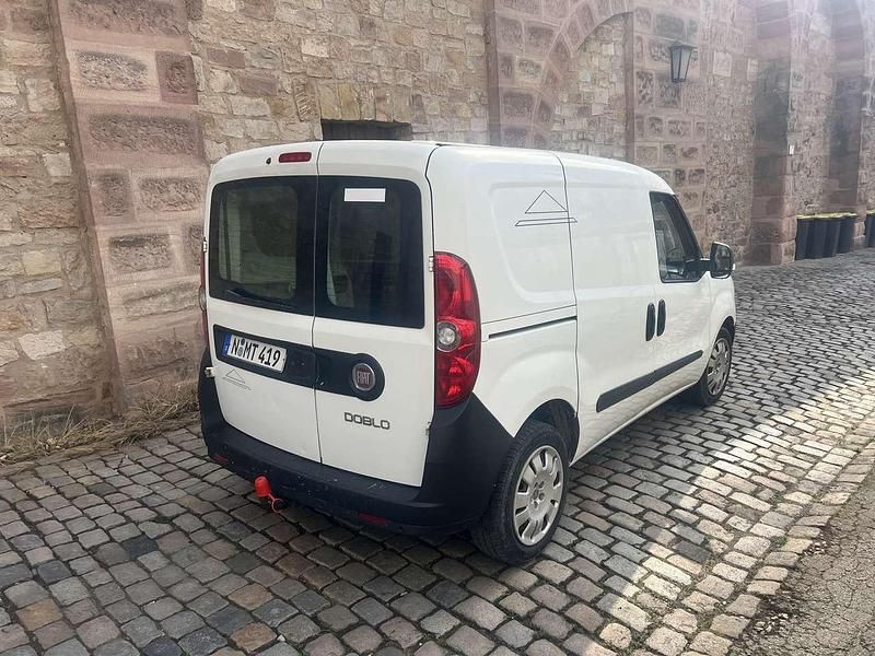Gebraucht Fiat Doblò 77 PS (56 kW) 2009 Van / Kleinbus