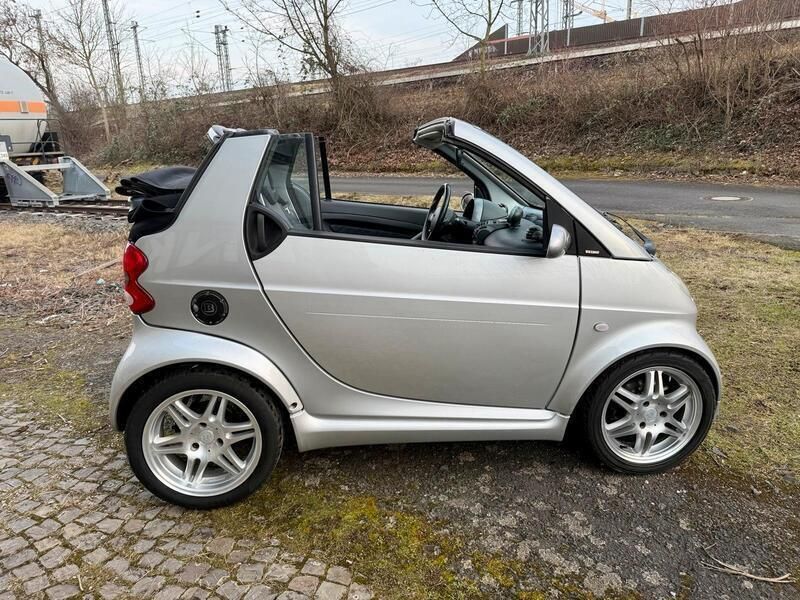 Silber Gebraucht 2003 Smart ForTwo Cabrio Brabus Xclusive Cabrio | 5.900 € - Bild 1/4